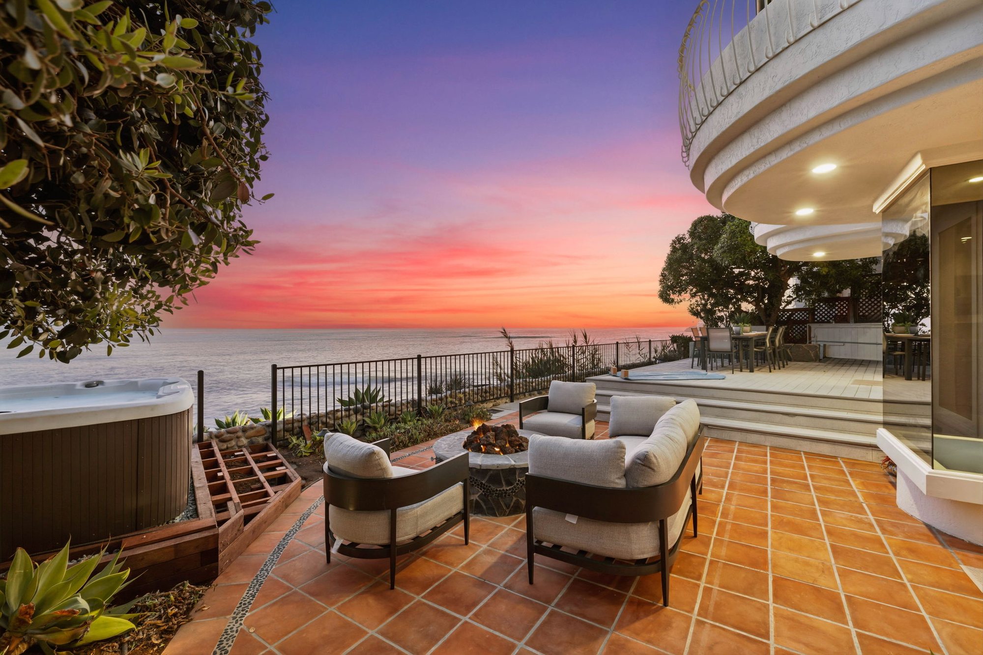 La Jolla Oceanfront